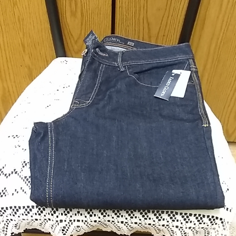 NWT Capri jeans